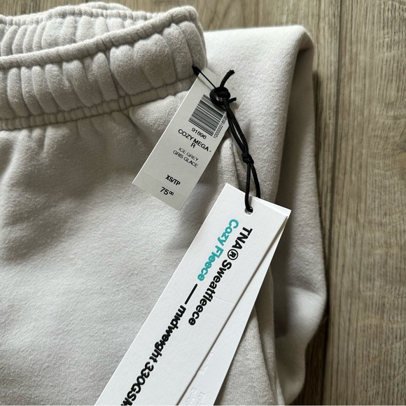 SOLD - Picture 5 of 6